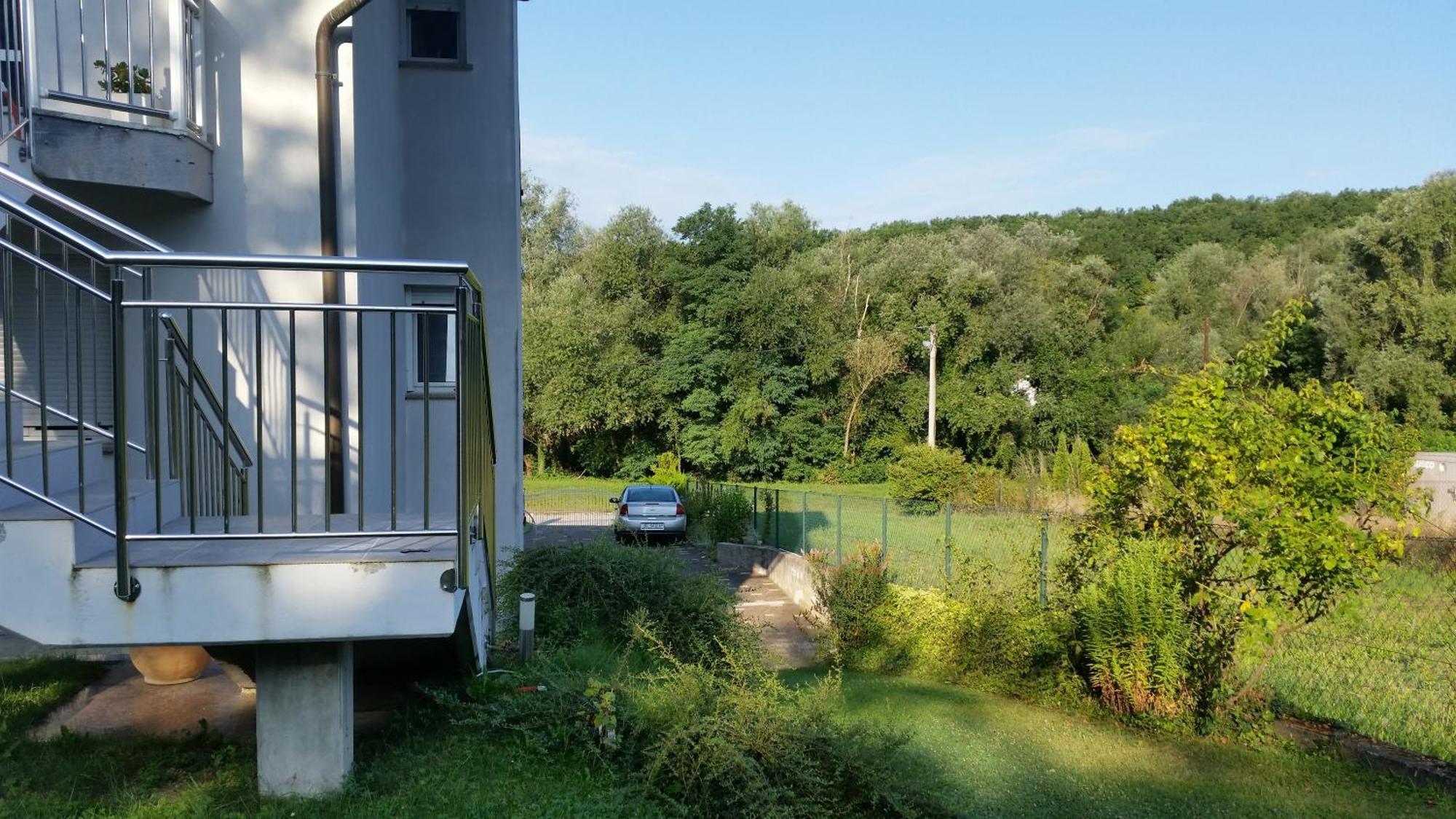 Astarea - Luxe Penthouse In Nature - Jacuzzi - Free Private Parking - Terrace & Balcony - Peace Zagreb Habitación foto